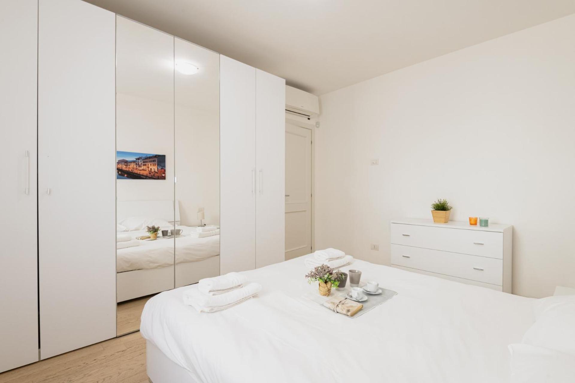 Easylife - Stile E Comfort Sui Navigli Lägenhet Milano Exteriör bild