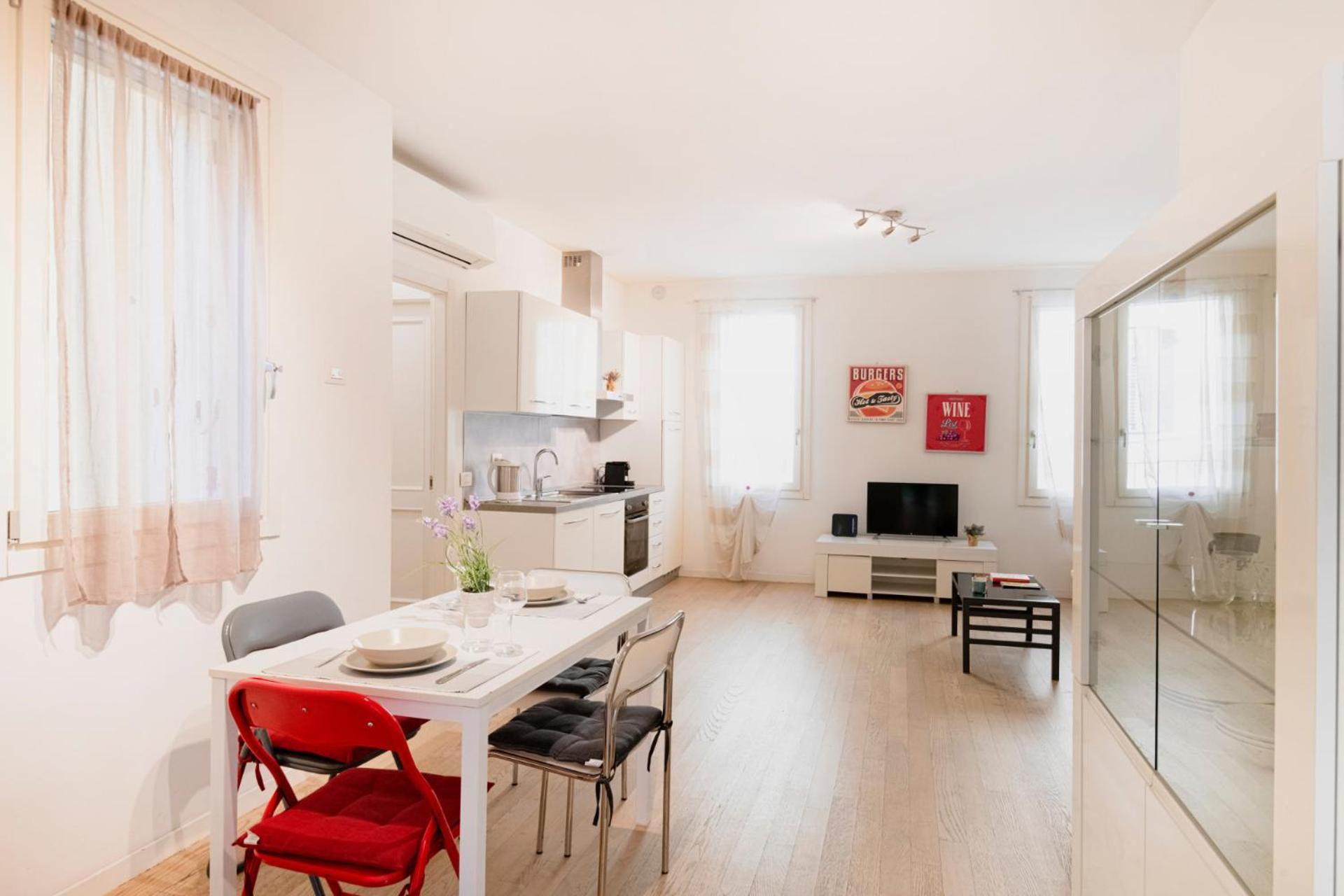 Easylife - Stile E Comfort Sui Navigli Lägenhet Milano Exteriör bild